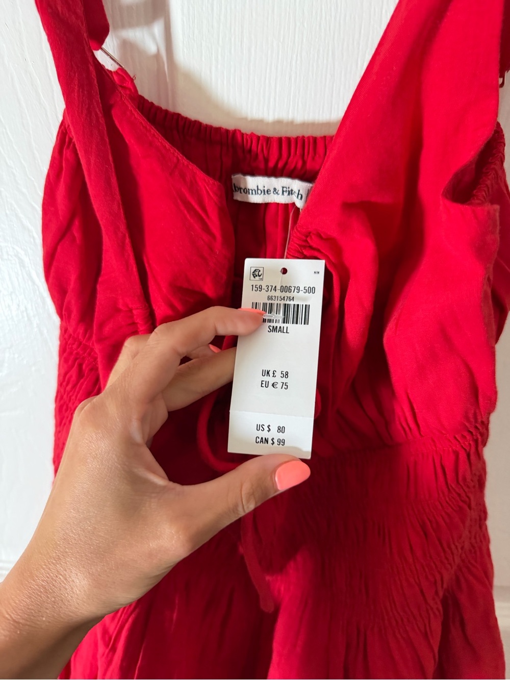 NWT Abercrombie Women’s Red Sleeveless Smocked Sundress - 100% cotton - Picture 4 of 5